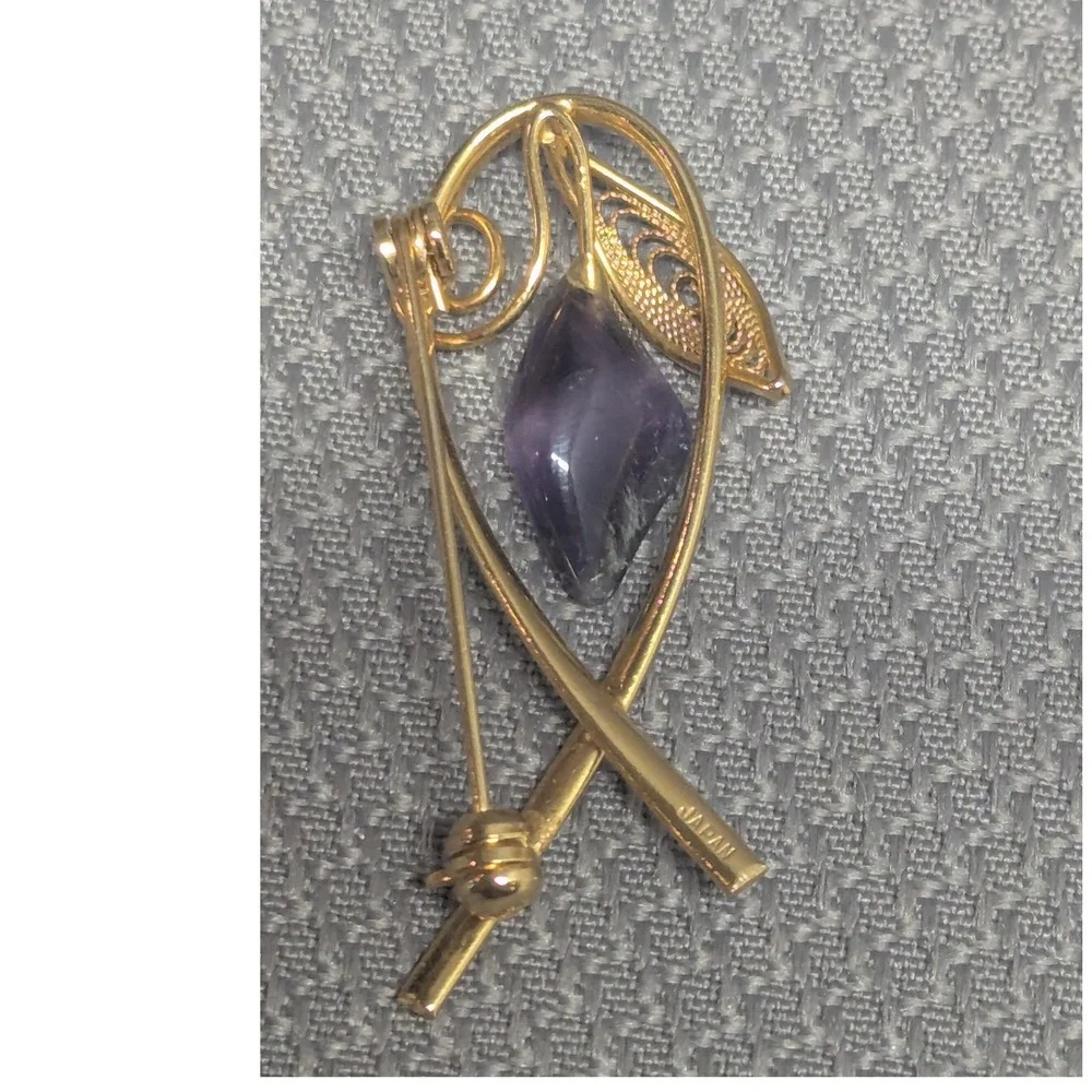N/A vintage gold